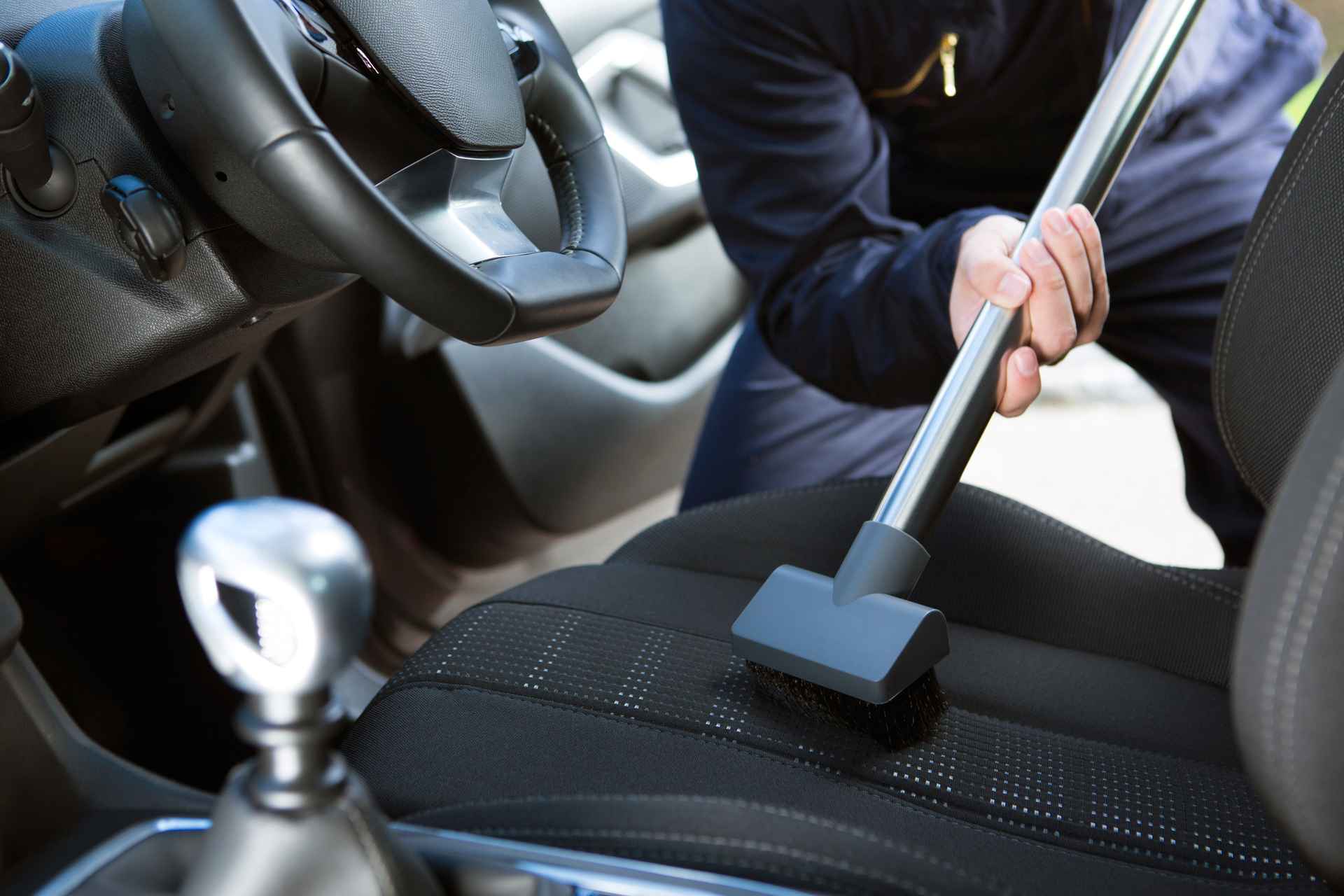 architect-g62cc41a75_1280-1200×799